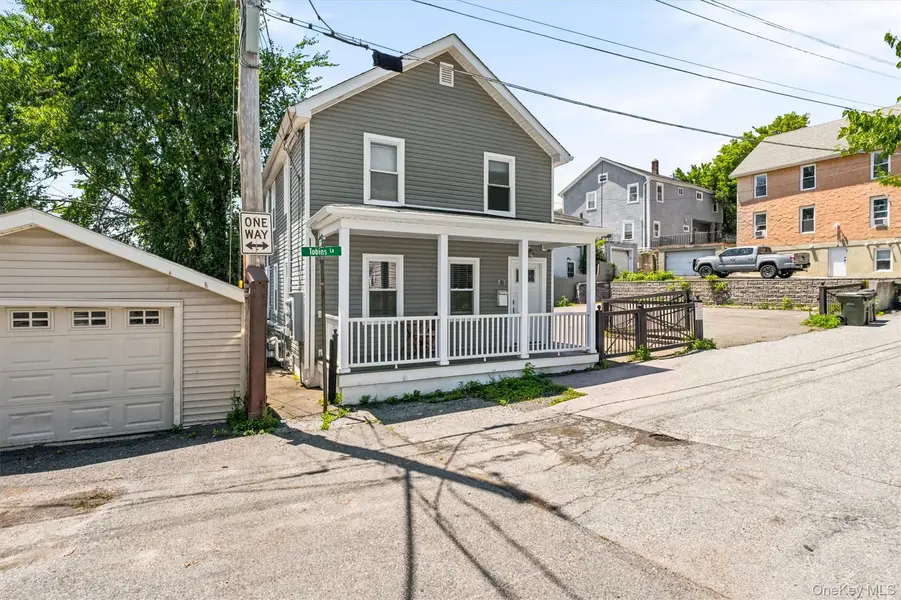 23 Tobins LN, Highland Falls, NY 10928