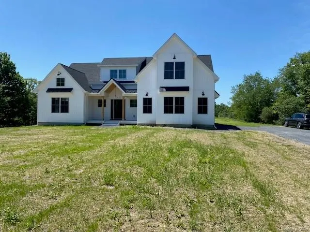 8   (LOT #1) Sunset LN, New Hampton, NY 10958