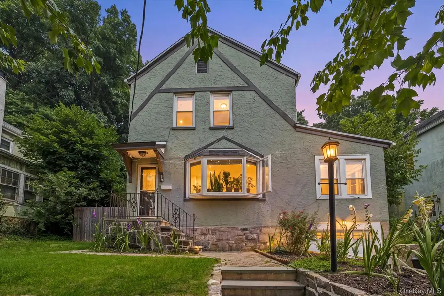 218 Sedgwick AVE, Yonkers, NY 10705
