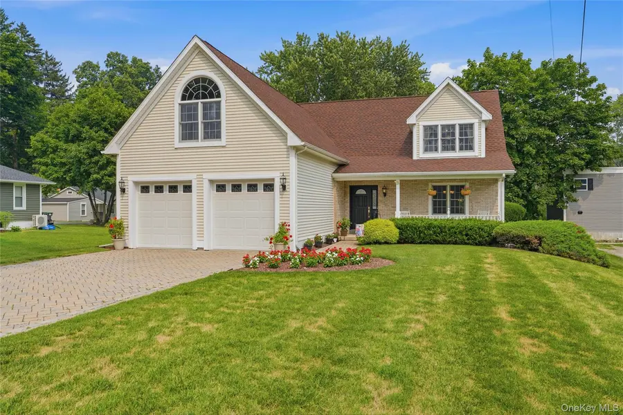 302 Lakeside RD, Newburgh, NY 12550