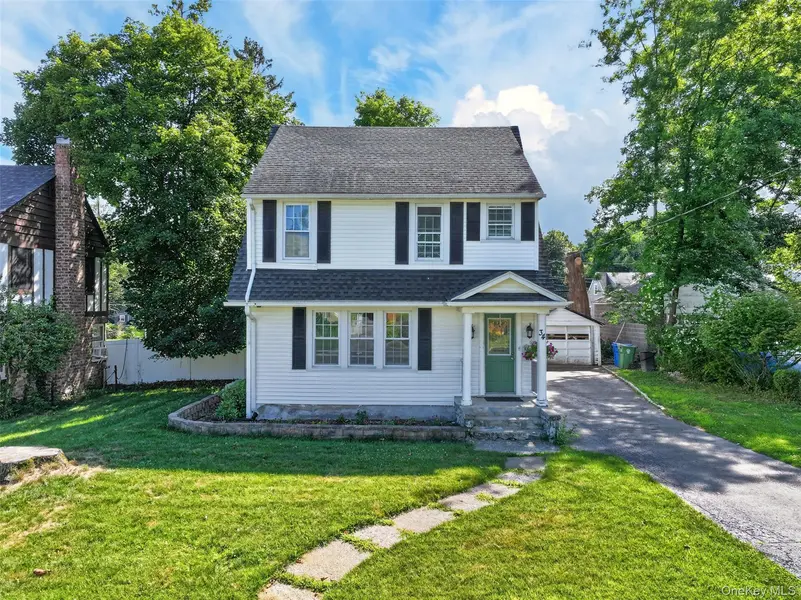 34 Adams AVE, Middletown, NY 10940
