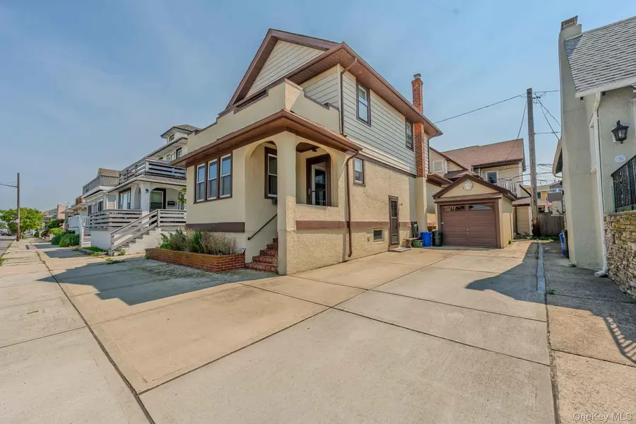 124 Roosevelt BLVD, Long Beach, NY 11561