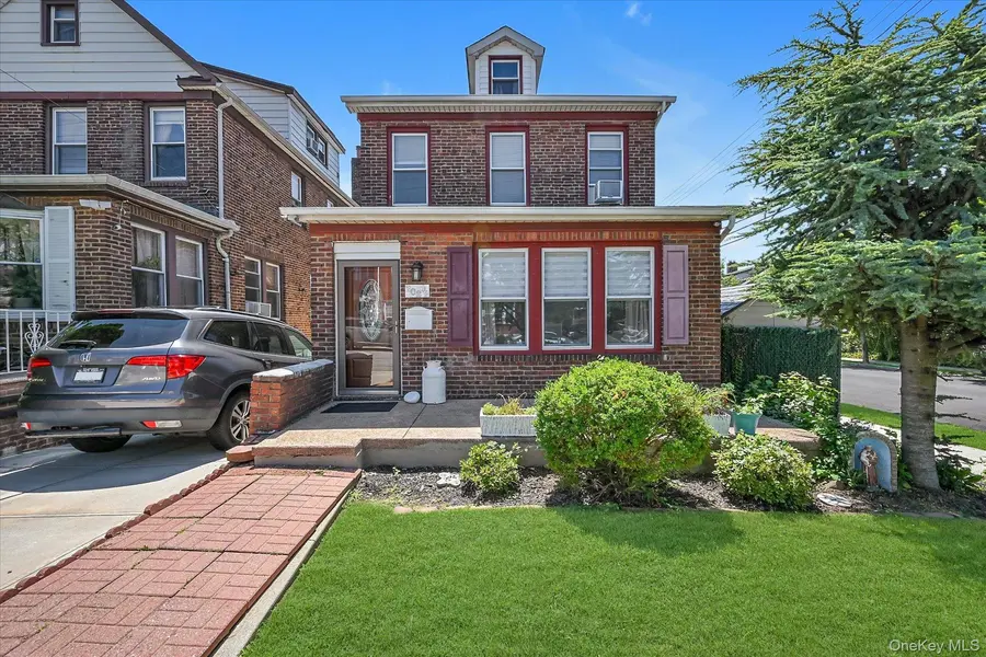 202-02 36th AVE, Bayside, NY 11361