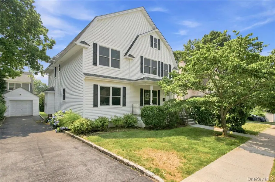 1219 Henry AVE, Mamaroneck, NY 10543