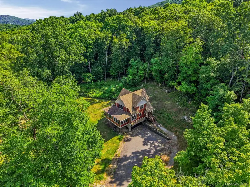 248 Bellvale Lakes RD, Warwick, NY 10990