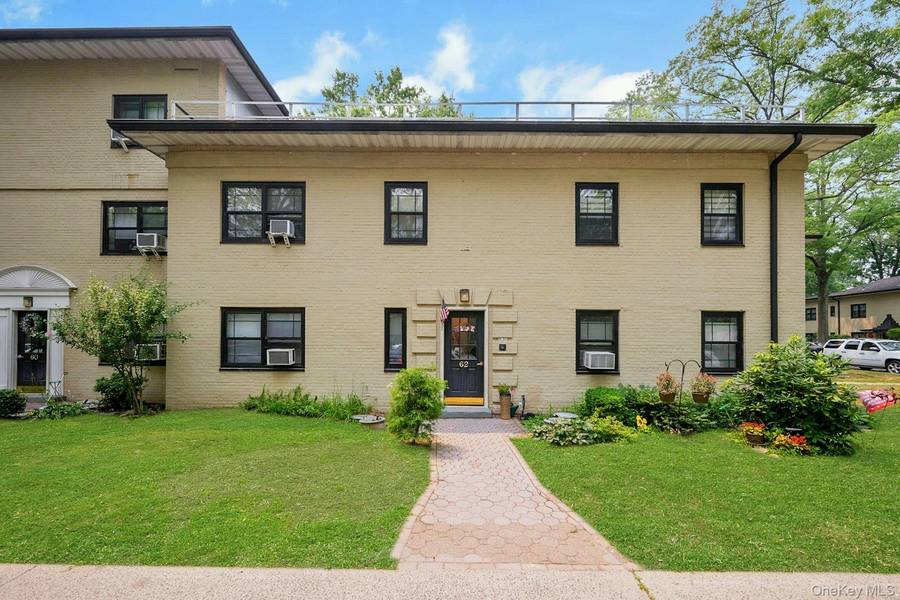 62 Manchester RD #2L, Eastchester, NY 10709