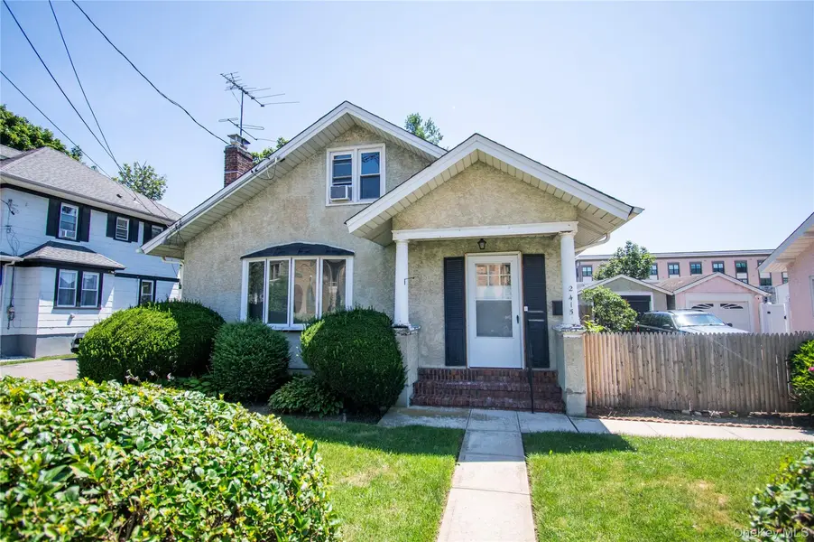 2415 Gale AVE, Baldwin, NY 11510