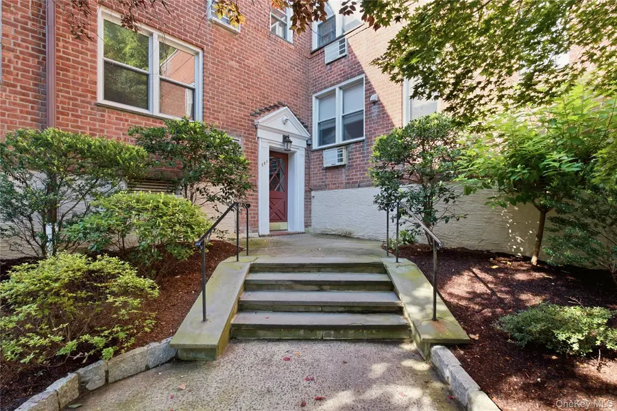 309 Palmer Terrace #1F, Mamaroneck, NY 10543