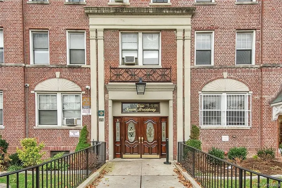 1 S Broadway #6H, White Plains, NY 10601
