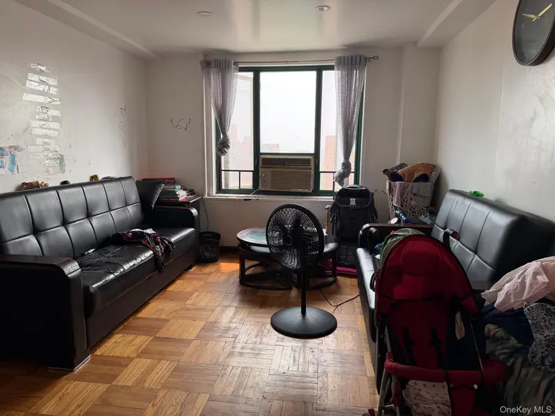 1605 Metropolitan AVE #12C, Bronx, NY 10462
