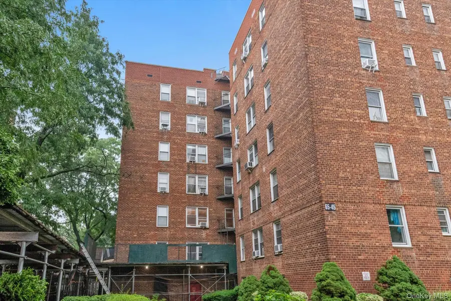 65-45 Yellowstone BLVD #2B, Forest Hills, NY 11375