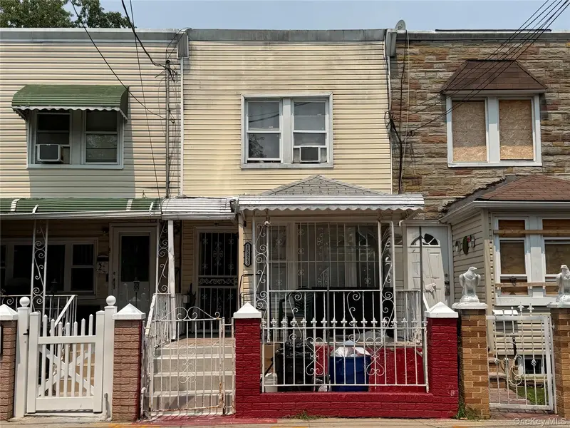 15323 118th AVE, Jamaica, NY 11434