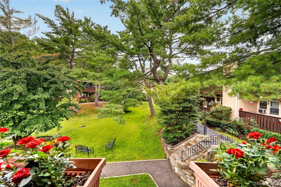 95 Wiltshire RD #C 16, Scarsdale, NY 10583