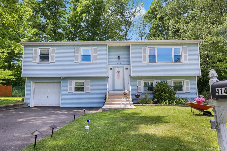 414 Philo ST, New Windsor, NY 12553