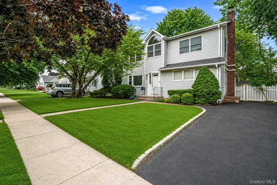 751 Fillmore RD, East Meadow, NY 11554