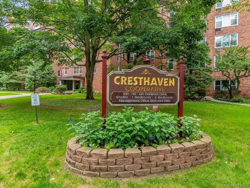 110 Dehaven DR #120, Yonkers, NY 10703