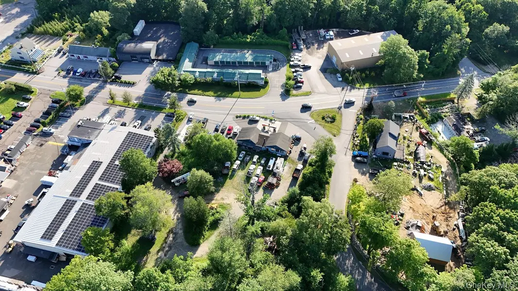 390 Smith Ridge RD, South Salem, NY 10590