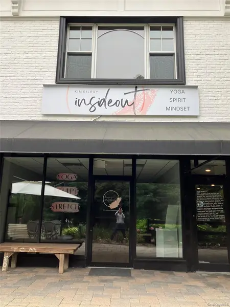 140 E Main ST #First Floor Retail, Huntington, NY 11743