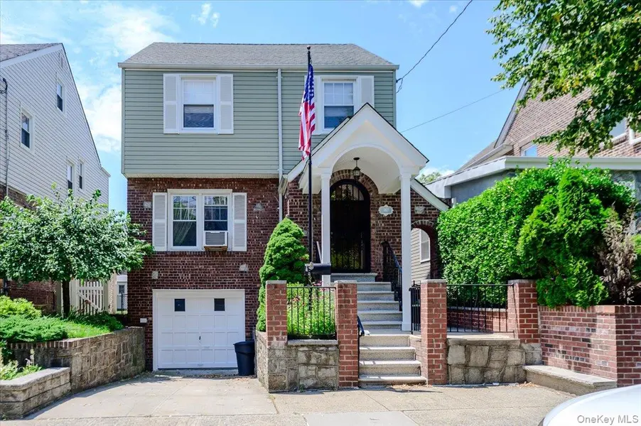 1827 Hering AVE, Bronx, NY 10461