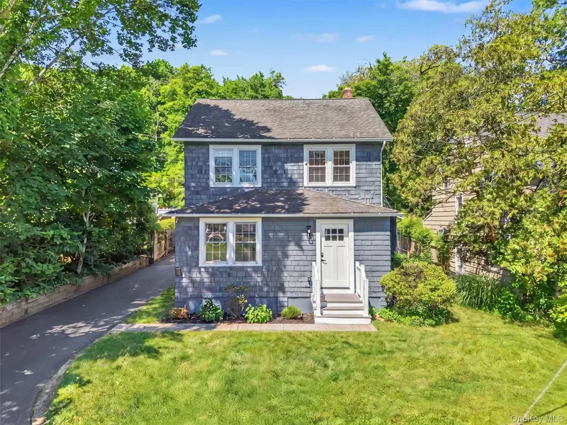 6 North ST #2, Katonah, NY 10536