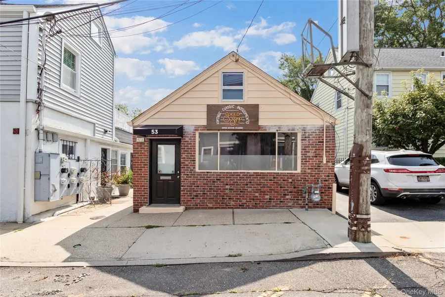 53 Spring ST, Oyster Bay, NY 11771