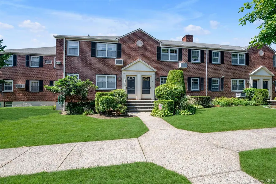69-17 215 ST #A, Bayside, NY 11364