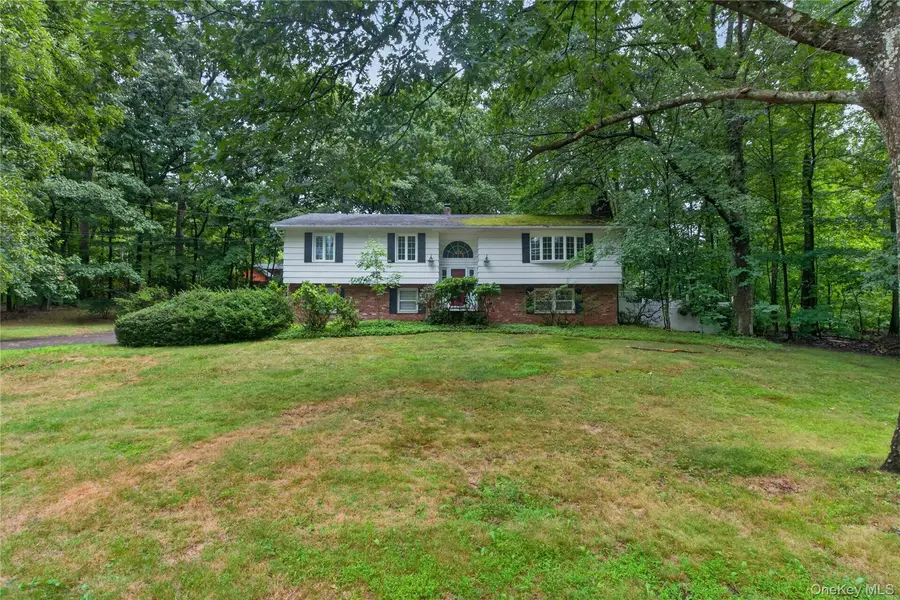 8 Peter AVE, Newburgh, NY 12550