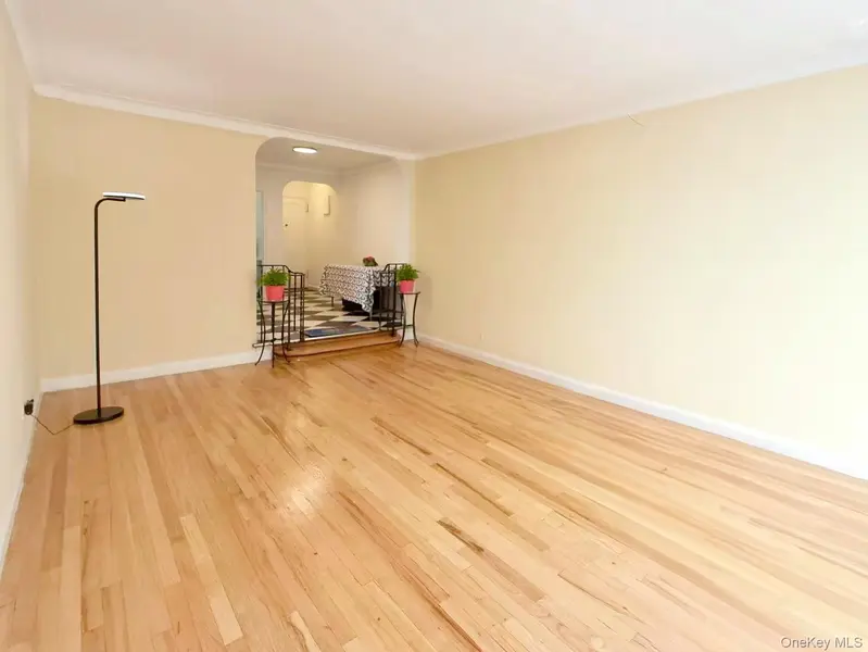 300 W 53rd ST #4K, New York (manhattan), NY 10019