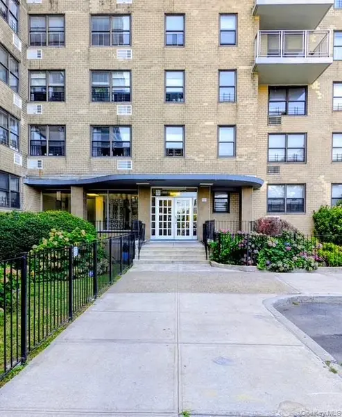 1966 Newbold AVE #1202, Bronx, NY 10472