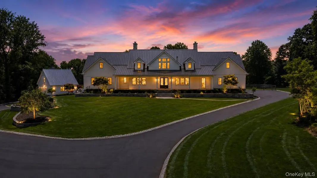 7 Homelands DR, Call Listing Agent, NJ 07722