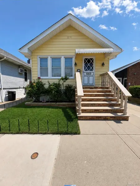 158-13 102nd ST, Howard Beach, NY 11414