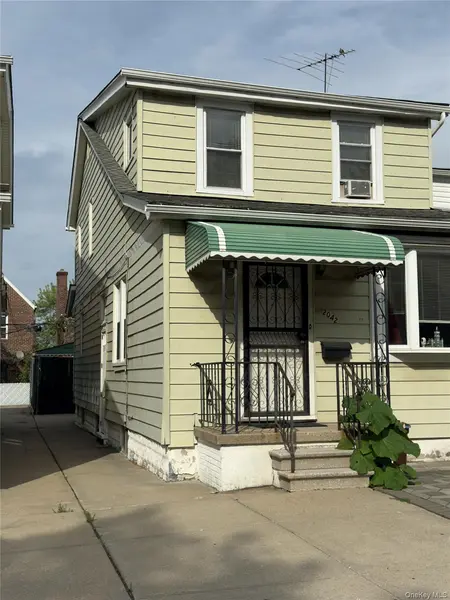 2042 Colonial AVE, Bronx, NY 10461