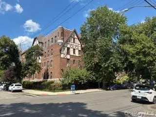 160-15 Powells Cove BLVD #E301, Beechhurst, NY 11357
