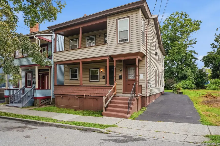 25 Conklin ST, Poughkeepsie, NY 12601