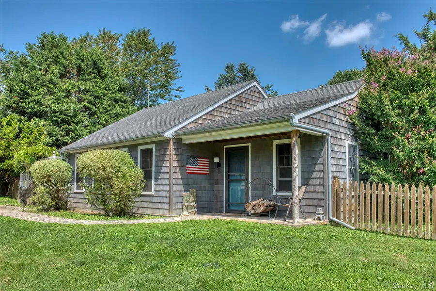 700 Plum Island LN, Orient, NY 11957