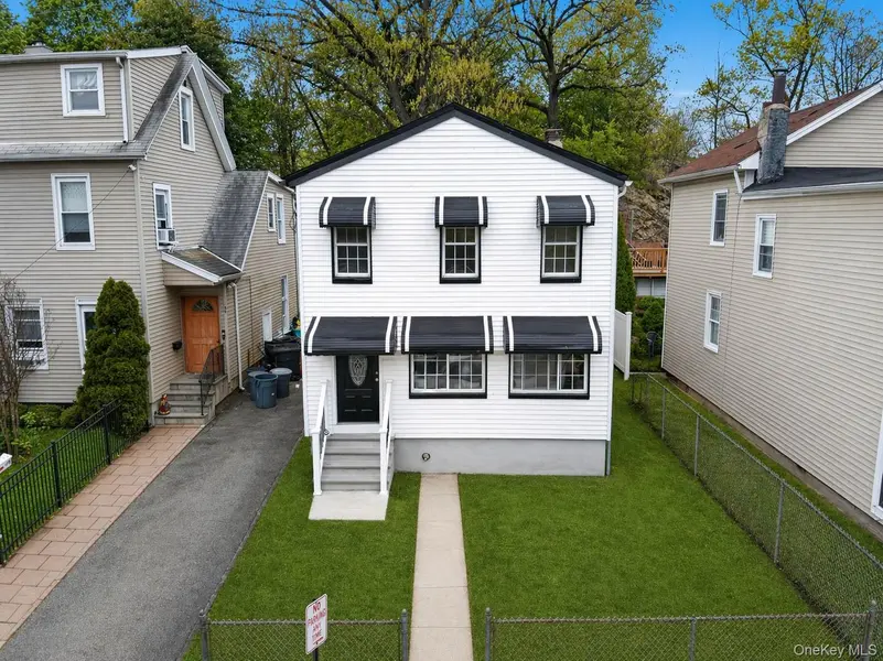 81 Potter AVE, New Rochelle, NY 10801