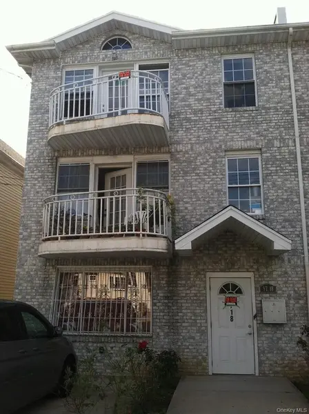9718 125th ST, Richmond Hill, NY 11419