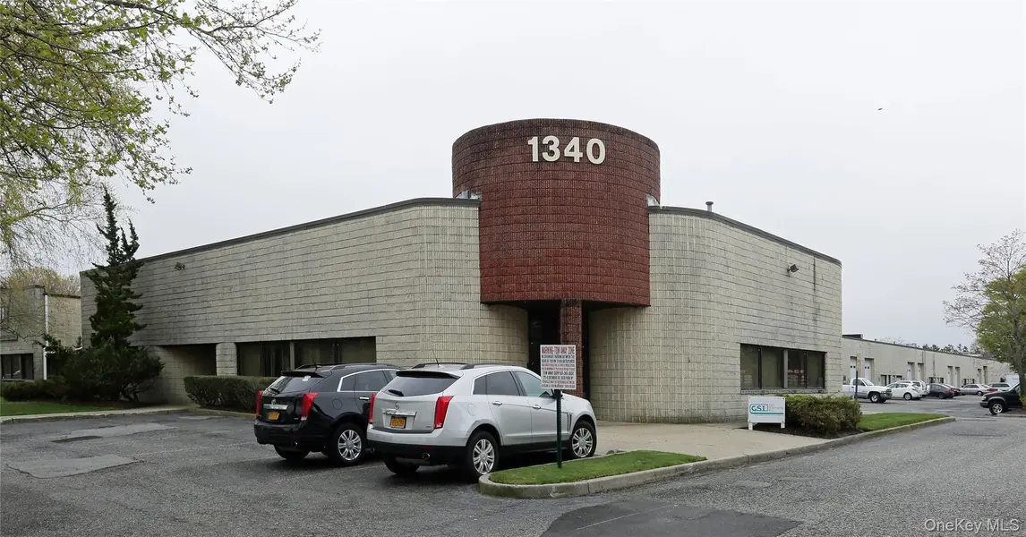 1340 Lincoln #2, Holbrook, NY 11741