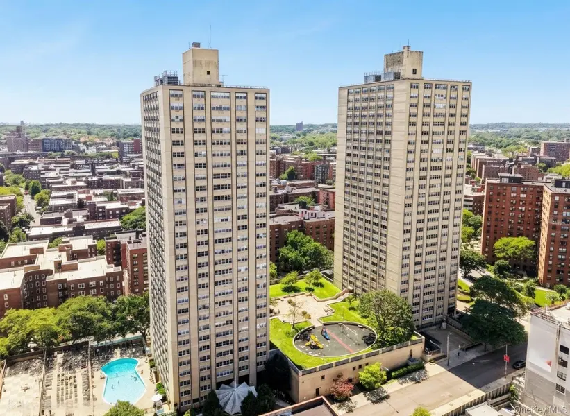 102-30 66th Road #17H, Forest Hills, NY 11375