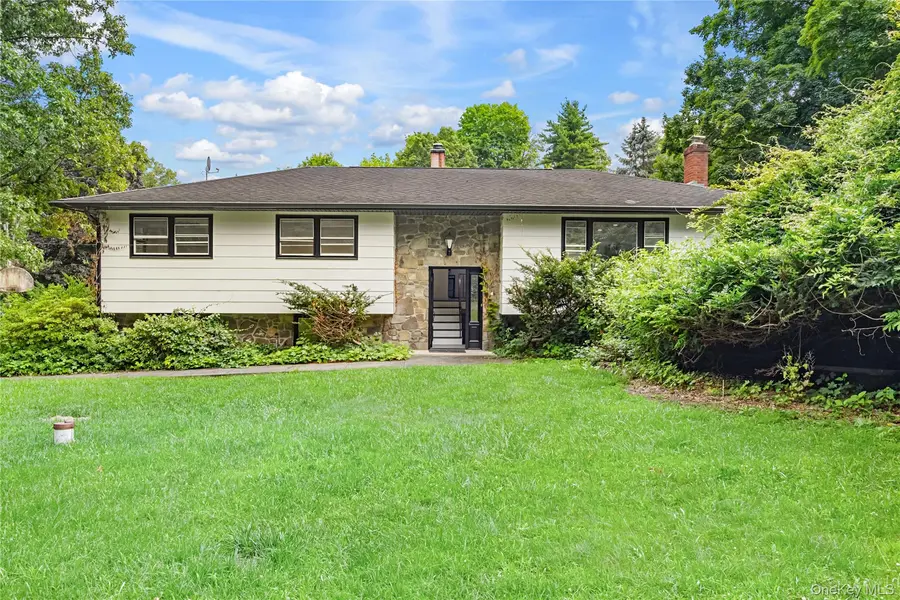 9 Catalpa RD, Newburgh, NY 12550