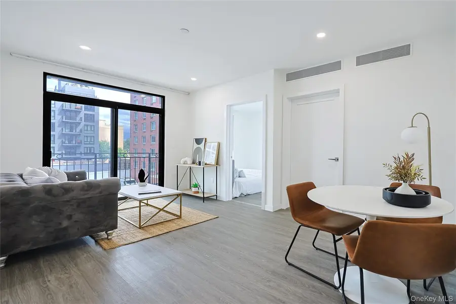 43-30 52nd ST #3B, Woodside, NY 11377