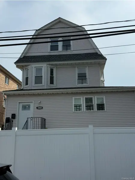 14-04 Dickens ST, Far Rockaway, NY 11691