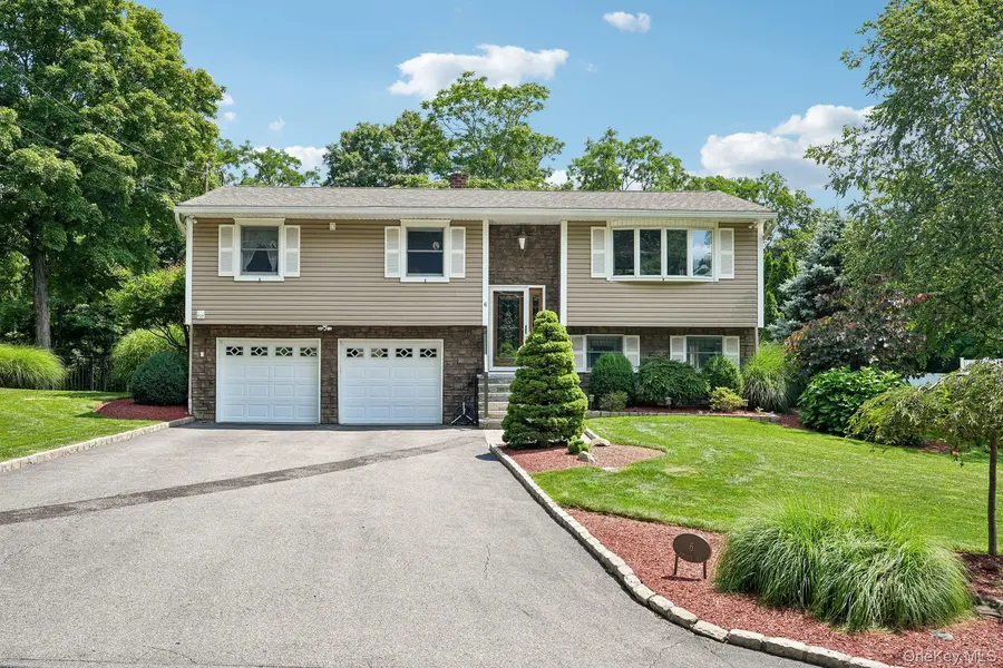 6 Prince RD, Mahopac, NY 10541