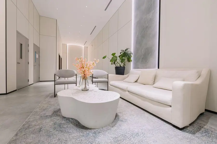 144-49 northern blvd #403, Flushing, NY 11354