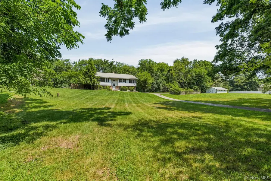255 Woodcock Mountain RD, Salisbury Mills, NY 12577