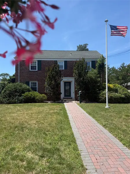 156 N Ocean AVE, Patchogue, NY 11772