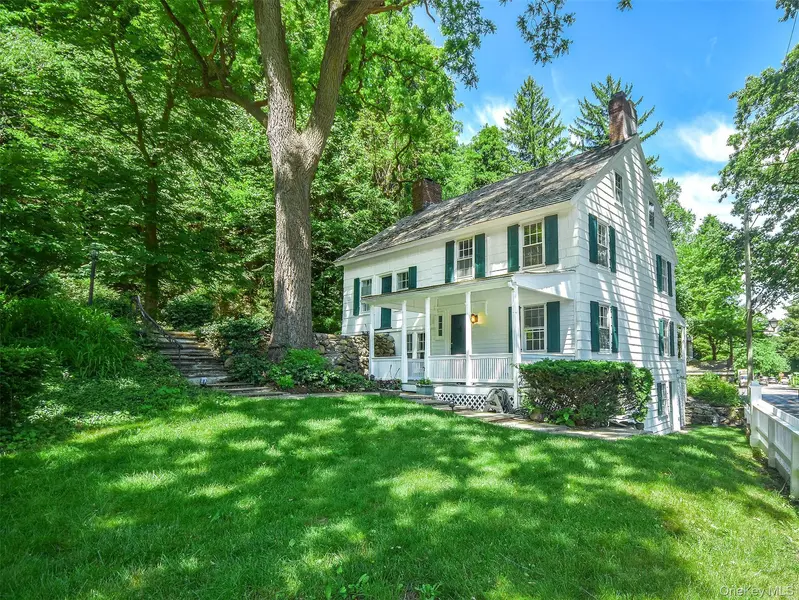 150 Main ST, Roslyn, NY 11576