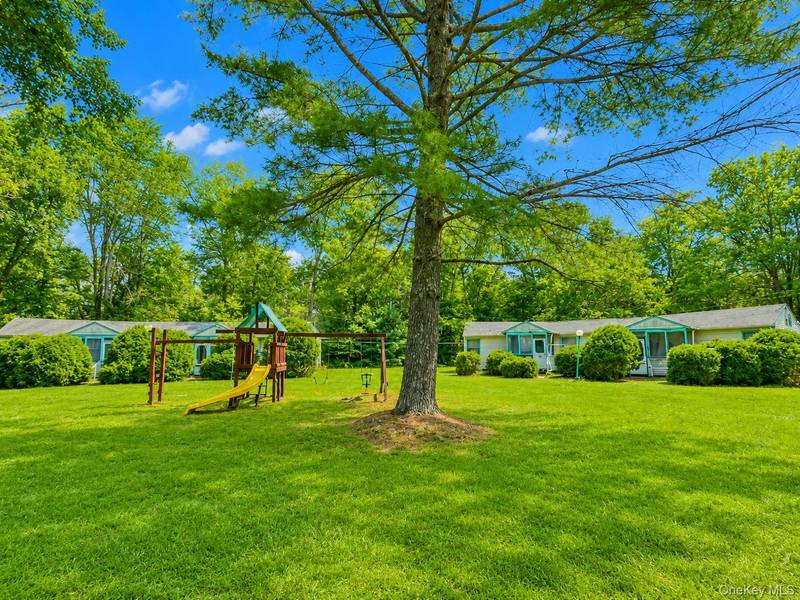 94-100 Dingle Daisy RD, Monticello, NY 12701