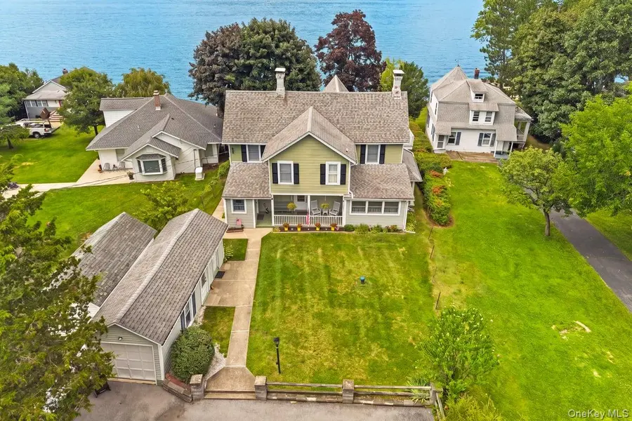 9 Walts WAY, Greenwood Lake, NY 10925