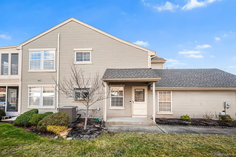 11D Rothwell DR, Call Listing Agent, NJ 08831